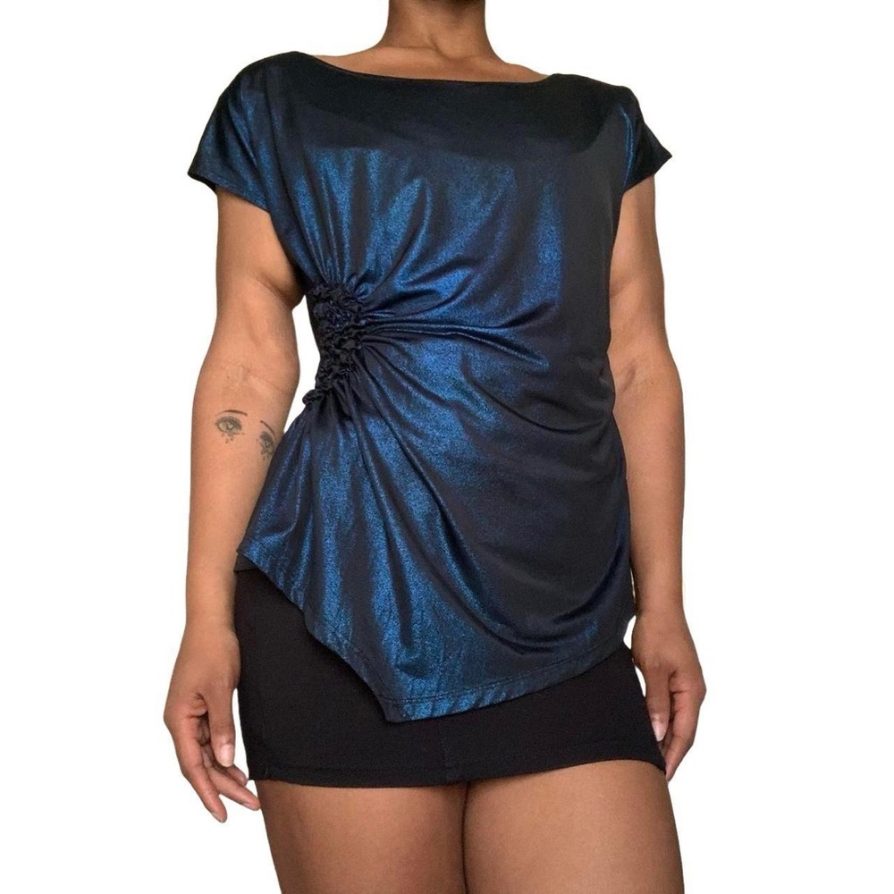 Metallic top